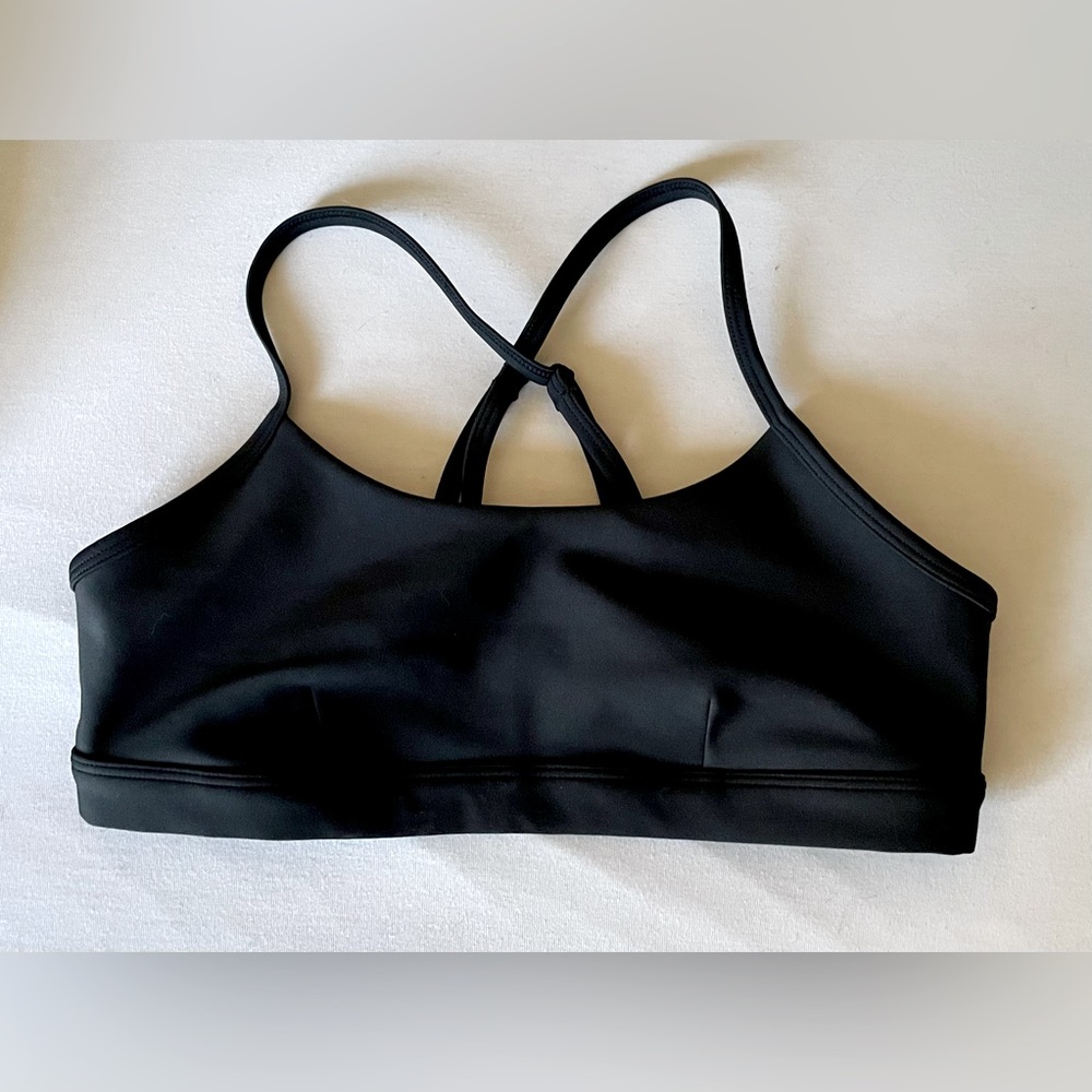 Firm Price Alo Yoga Bra Black Medium Worn Once